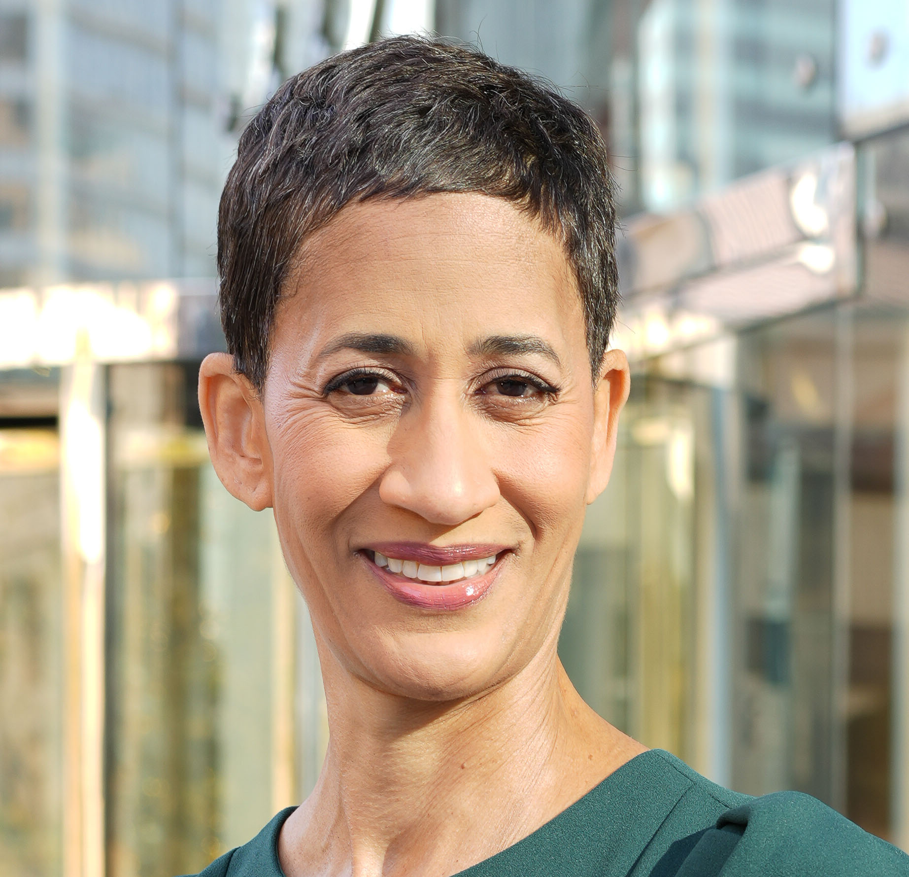 Brown_Ronnie_sq Dr. Ronni Brown